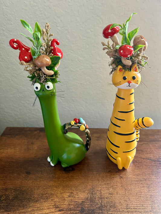 Cat fairy garden