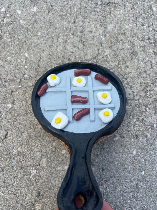 Breakfast skillet tic tac toe board game