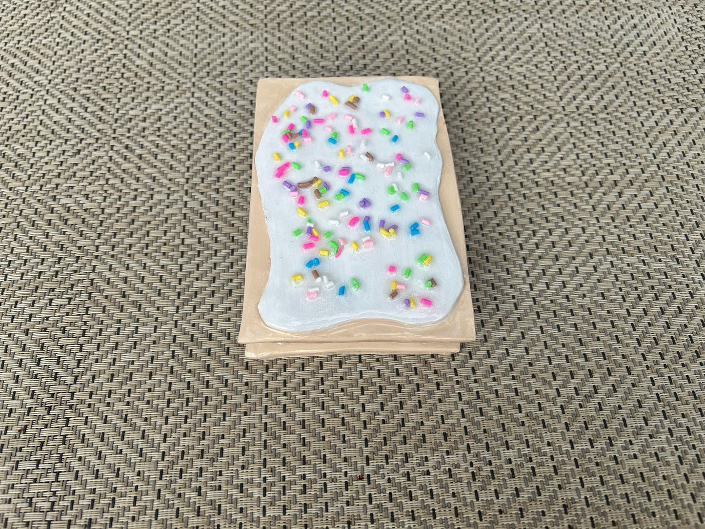 Pop tart trinket tray