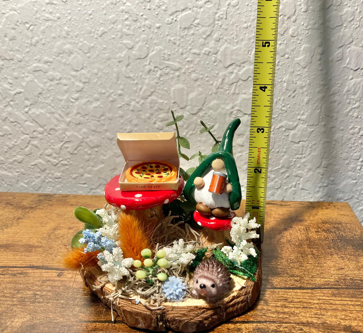 Pizza gnome figurine