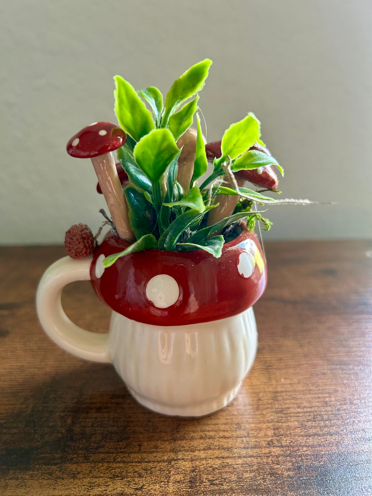 Mushroom fairy garden
