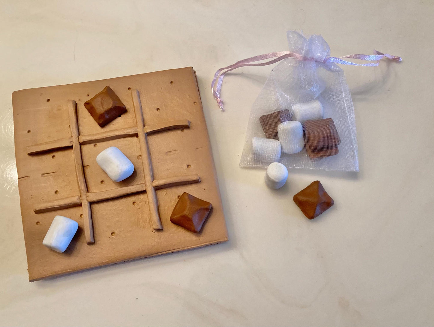 S'mores tic tac toe board