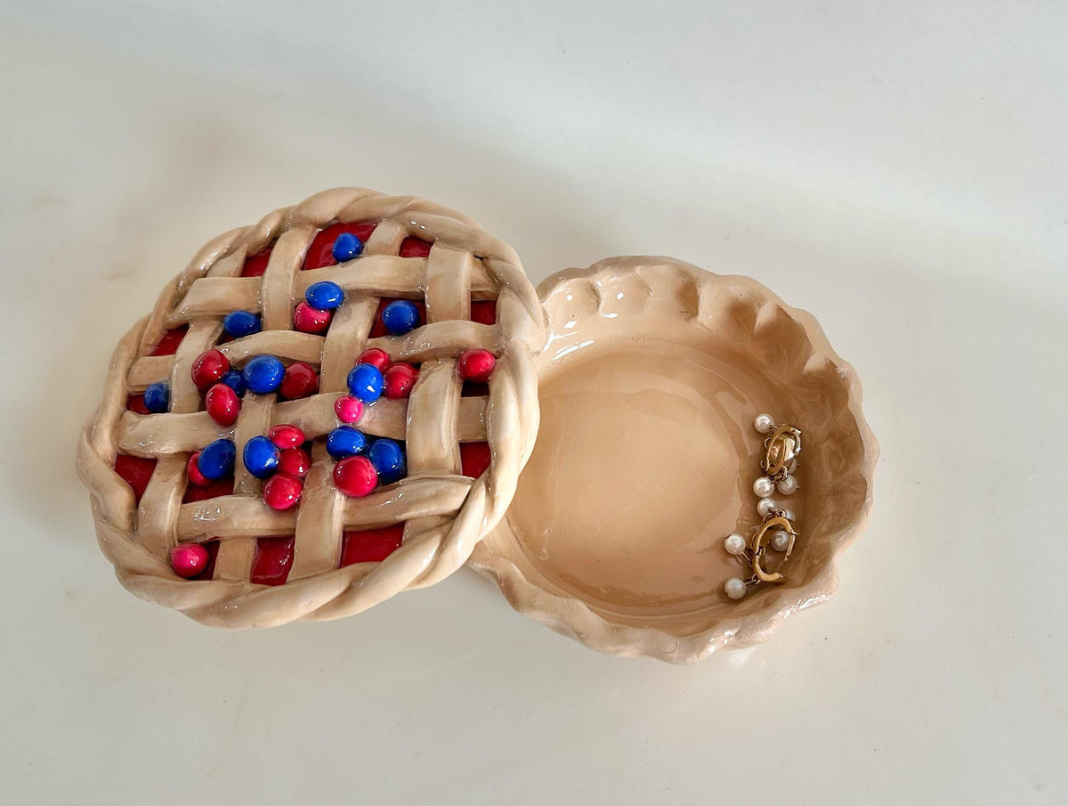 Pie trinket box