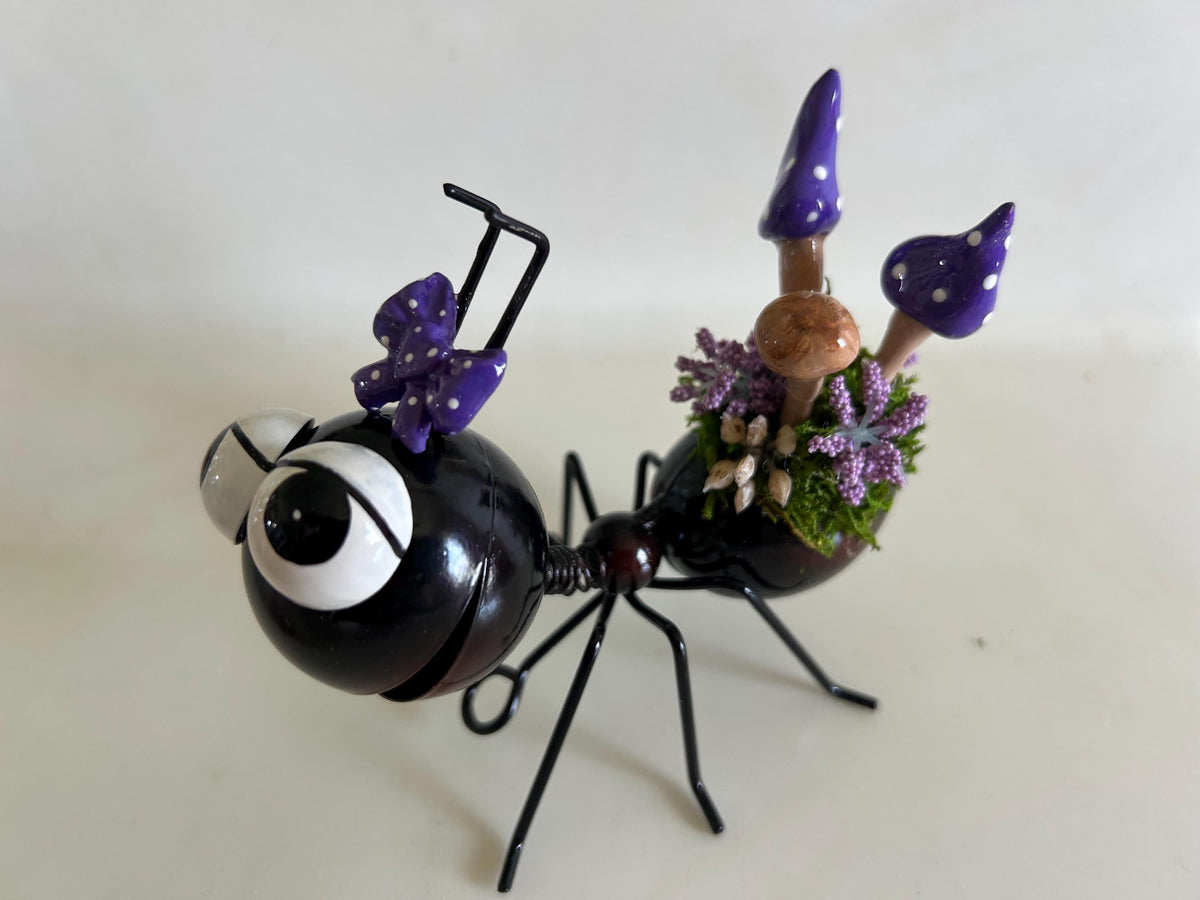 Metal Ant Fairy Garden