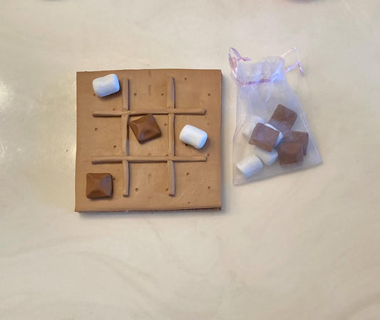 S'mores tic tac toe board