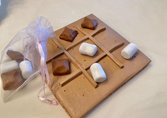S'mores tic tac toe board