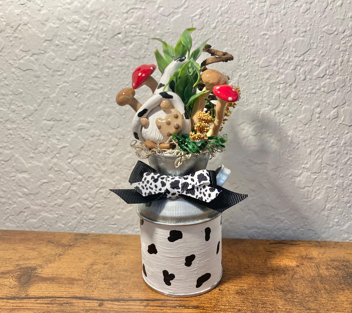 Cow gnome arrangement,