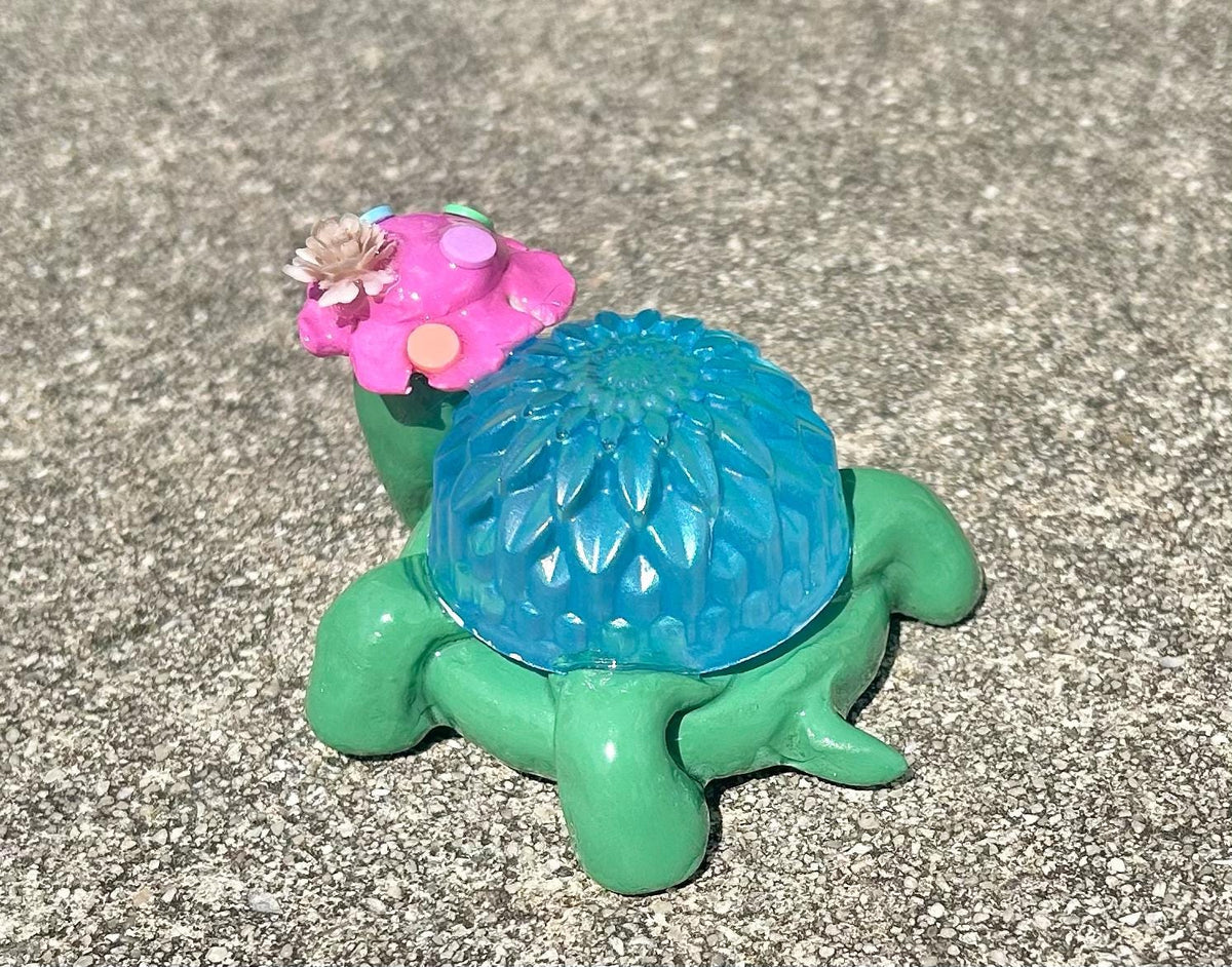 Resin flower turtle