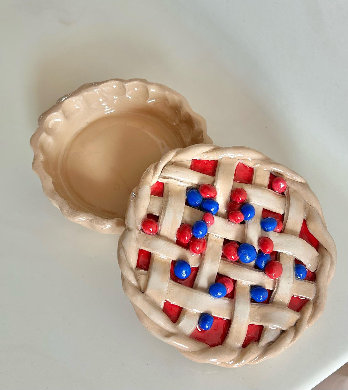 Pie trinket box